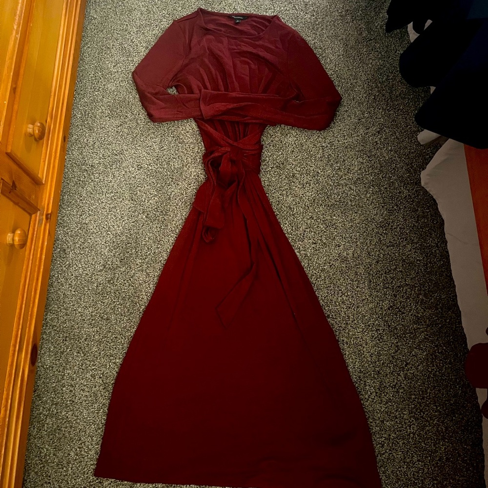Red Tie Waist Long Sleeve Midi Dress